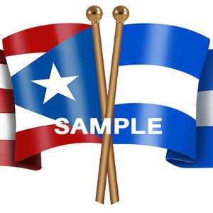 Puede incluir: Dos banderas cruzadas sobre postes de madera. La bandera de la izquierda es la bandera de Puerto Rico, roja, blanca y azul con una estrella blanca. La bandera de la derecha es la bandera de El Salvador, azul, blanca y azul con el escudo nacional en el centro. El texto "SAMPLE" está impreso debajo de las banderas.