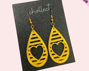 Heart Striped Teardrop Earrings STL File: 3D Print Dangle Earring Design (Digital Download)