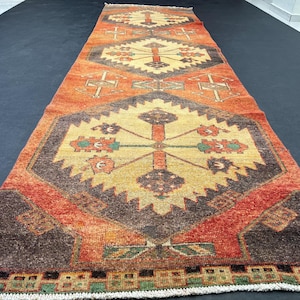 Handmade Wool Runner Rug: 3.3x11.7 Vintage Turkish Oushak Design