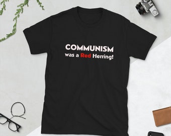 COMMUNISM (Red Herring) - Clue / Cluedo Shirt - Geek Gifts - Movie Quotes