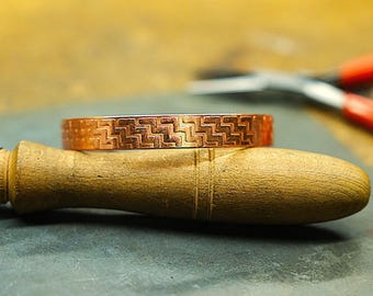 Armband i rent koppar, helande armband, handgjort armband, perfekt present, koppar, koppararmband för kvinnor, energi, kopparmanschettarmband