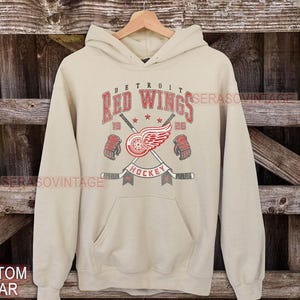 Detroit Red Wings Hoodie, Vintage Red Wings sweatshirt, Detroit Hockey Fan shirt, Hockey tshirt, Red Wings Sweater Crewneck