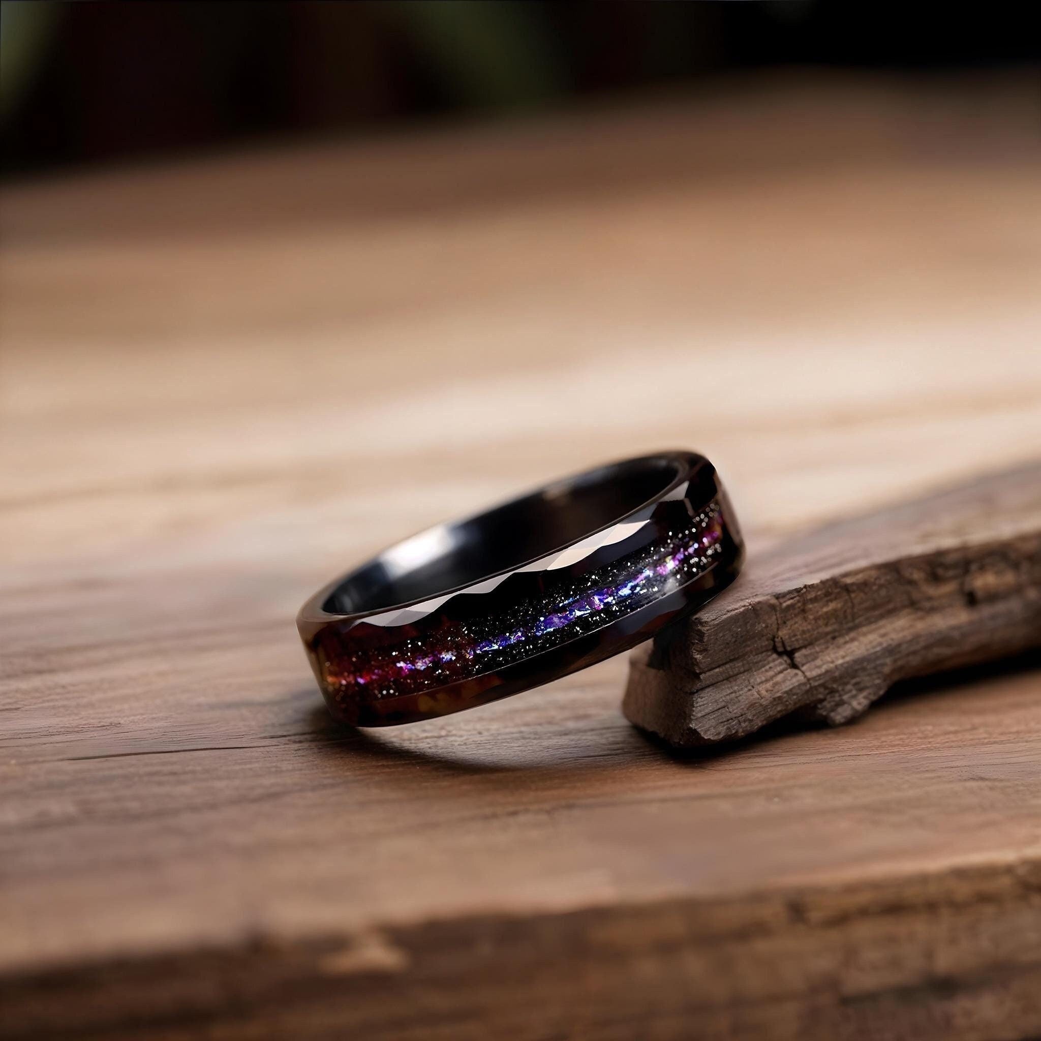 Trouwring Orionnevel en meteorietstof, Galaxy Opal-ring, unieke ringman, zwarte wolfraamring, ring met meteoriet, nevelbandring