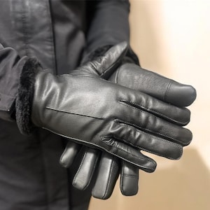 Lambskin Leather Gloves: Women&#39;s Cashmere Lined Touchscreen Winter Gloves
