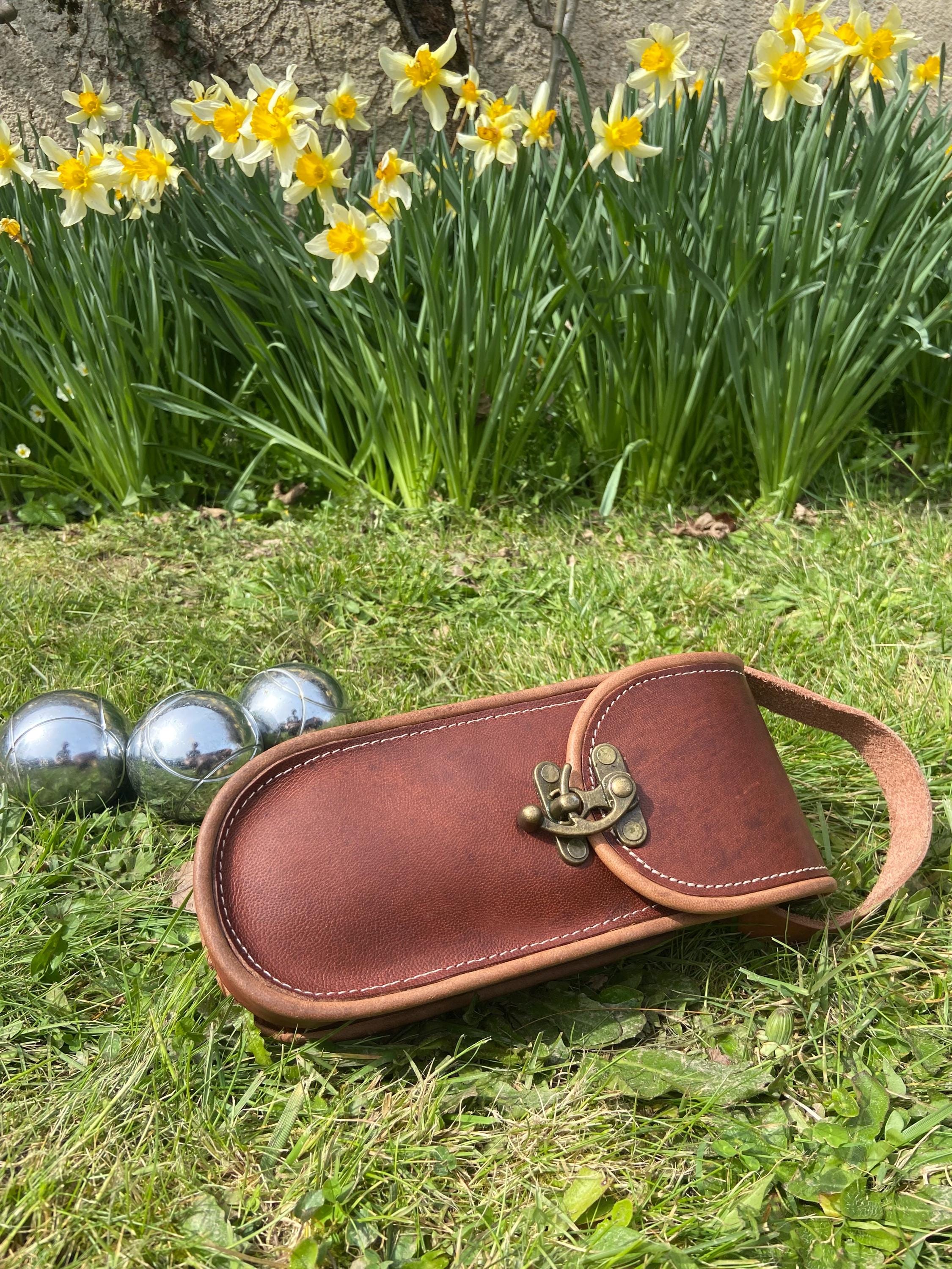 Doublette / 2 boules de pétanque depairaillé Sacoche en cuir