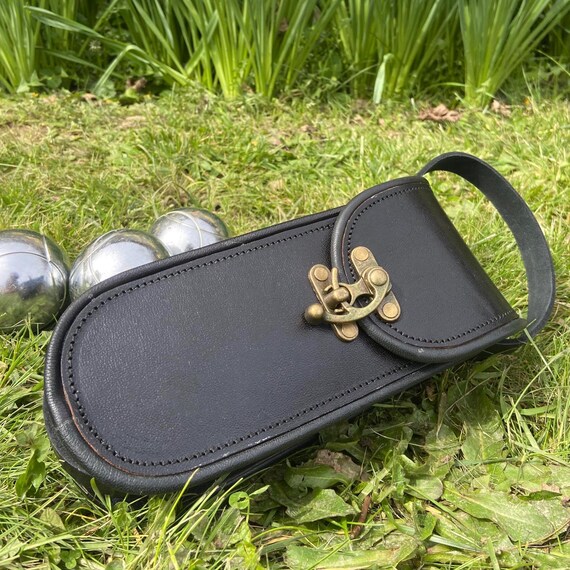 Comment est fabriquée une boule de pétanque