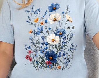 Vintage Floral Wildflowers T-Shirt | Cottagecore Boho Shirt | Flower Lover Gift | Nature-Inspired Summer Style Women's Tops