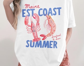 Camiseta de verano con estampado de langosta de la costa este de Maine, sudadera playera náutica, camiseta para vacaciones costeras, conjunto de mariscos y sol, regalo de viaje a Maine, ambiente veraniego.