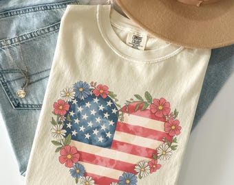 Floral Heart American Flag Shirt Patriotic USA Tee for Women Red White Blue Fourth of July Independence Day Gift Retro Freedom Style