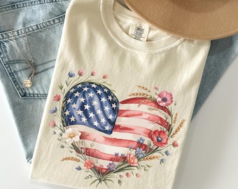 Floral Heart American Flag Shirt USA 4th of July Tee Independence Day Gift for Her Patriotic Red White Blue Vintage Summer Freedom Top