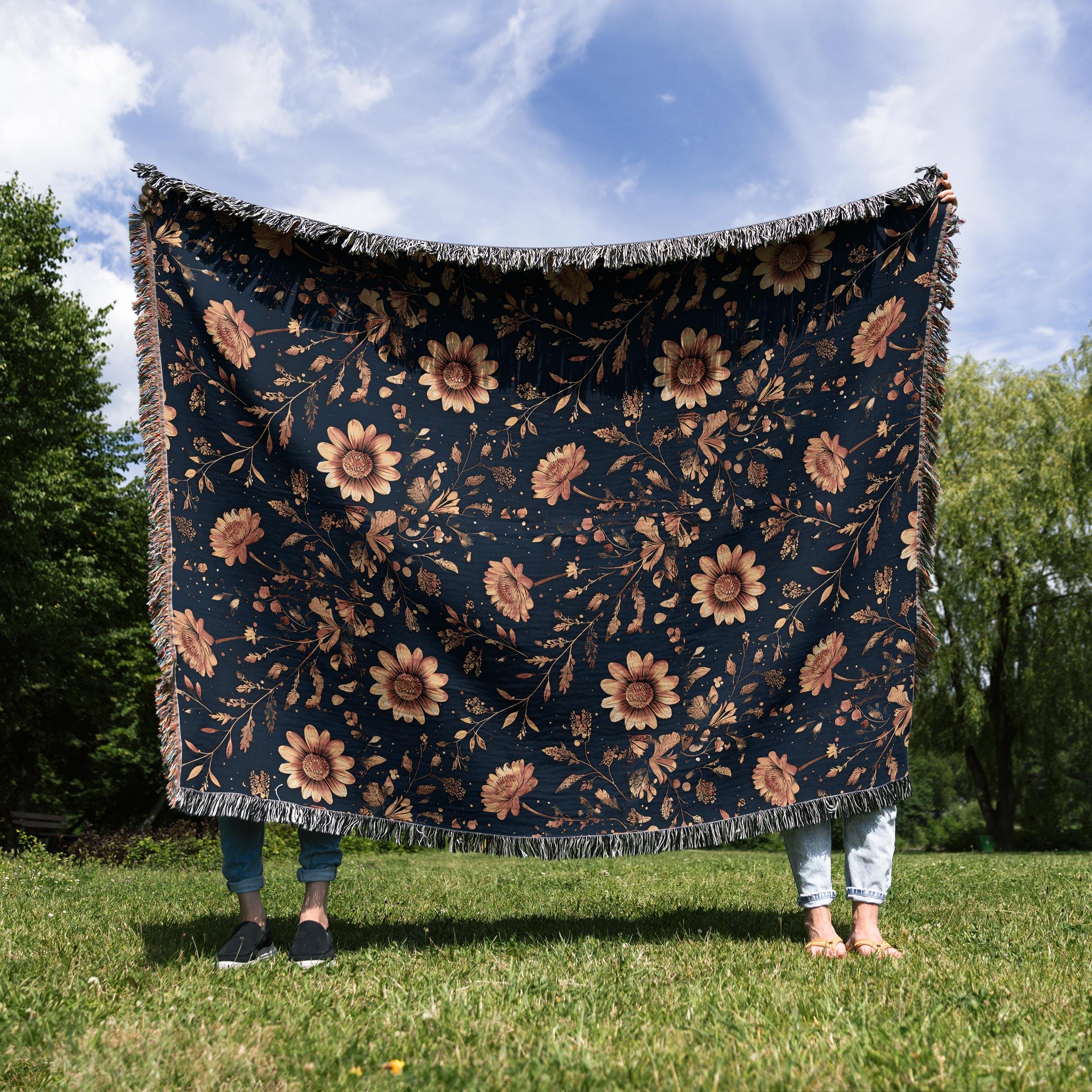 Bovina Floral Jacquard Blanket VIN - Ambrosia Grape Bouquet Jacquard Woven Blanket for the Garden