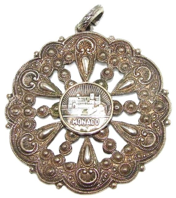 MONACO PRINCE’S PALACE Large Vintage high relief, Very Ornate Silver-Plated Monaco Souvenir Pendant medallion