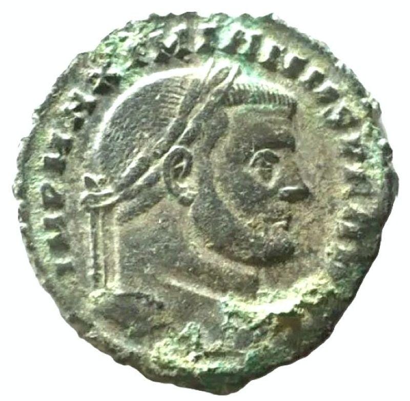 Médaillon Empereur romain émail