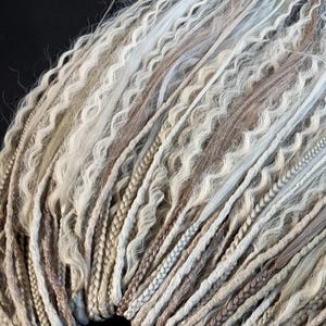 Synthetic crochet dread braids extensions, silver and blonde dreads, Сurly light dreadlocks, DE SE synthetic extensions, personalised gift
