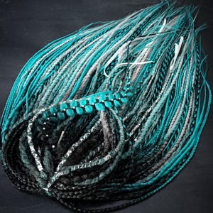 Black Ombre Green Synthetic Dreadlock Extensions – SE DE Crochet Dreads, Festival Hair Extensions, Boho Hippie Dreads
