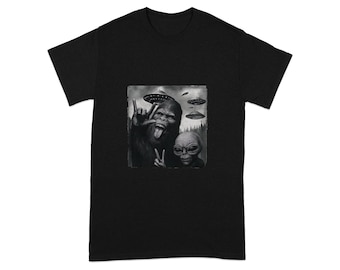 Bigfüße Alien T-Shirt, UFO T-Shirt, Kryptozoologie T-Shirt, Verschwörung T-Shirt, Weltraum T-Shirts, lustige Alien T-Shirts, Bigfüße T-Shirts