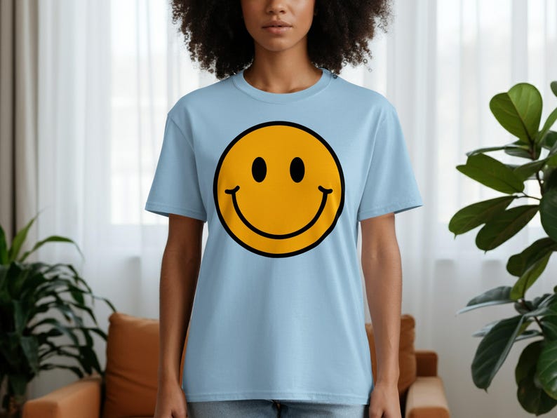 Smiley Face T Shirt, Graphic Tee, Happy Face Shirt, Unisex Casual Shirt, Trendy Graphic Top, Gift for Friends, Comfortable T Shirt