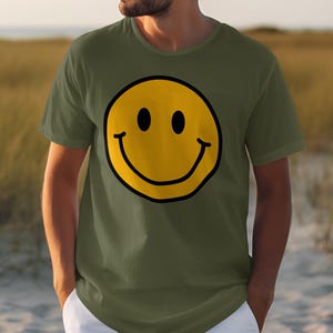 Smiley Face T-Shirt, Happy Face Graphic Tee, Men's Casual Shirt, Summer Beachwear, Trendy Everyday Top, Fun Graphic Shirt