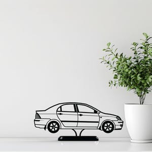 Modelo de sedã compacto impresso em 3D: decoração automotiva retrô, PLA ecológico