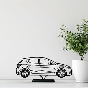 Escultura de carro hatchback impressa em 3D: arte de mesa minimalista