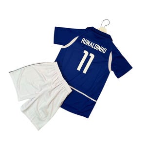 Ronaldinho 11 retro Brazil 2002 kit for boys and girls age 3-13