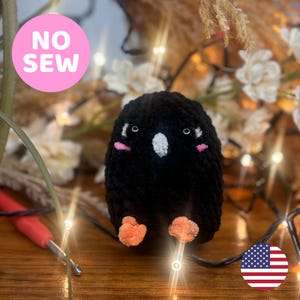 Mini Amigurumi Crow Crochet Pattern – No Sew PDF – Kawaii Bird Plushie – Easy Halloween Decor – Cute Blackbird Pattern – Beginner Amigurumi