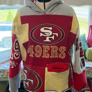 Moletom com capuz patchwork do San Francisco 49ers, tamanho G
