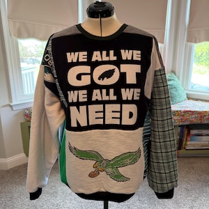 Sudadera de cuello redondo con diseño de patchwork de los Philadelphia Eagles, talla XL