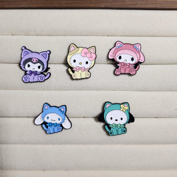 Sanrio Character Kitty Costume Pin Badges