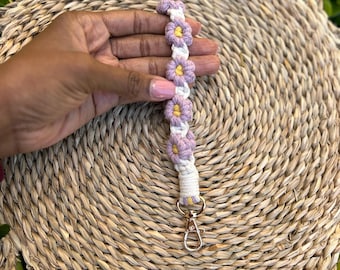 Macrame Flower Wristlet Keychain | Keyring Holder Gift for Moms - Stocking Stuffer | Macrame Wristlet Keychain Gift for Her | Teacher Gift