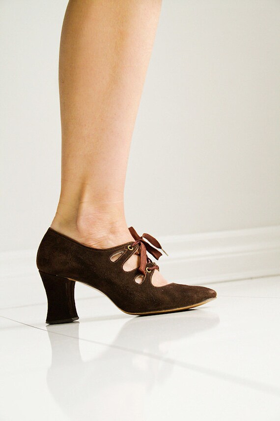 Chocolate Brown 1920's Suede Lace Up Pumps -Sz 6.5