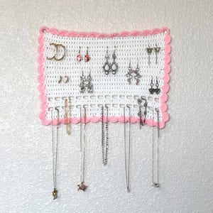 Crochet Jewelry Organizer Wall Hanging – Earring & Necklace Display – Handmade Storage in custom color