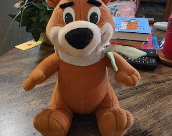 Yogibeer knuffel uit de jaren 90