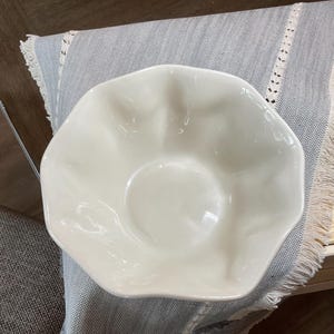White scalloped bowl, serving bowl, scalloped bowl, white serving bowl, Kitchen bowl, white stoneware.