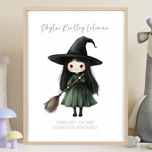 Impresión personalizada de nacimiento de bebé con linda bruja, decoración de guardería, arte con marco de madera personalizado, regalo para recién nacido, regalo de bienvenida para bebé, decoración de guardería personalizada