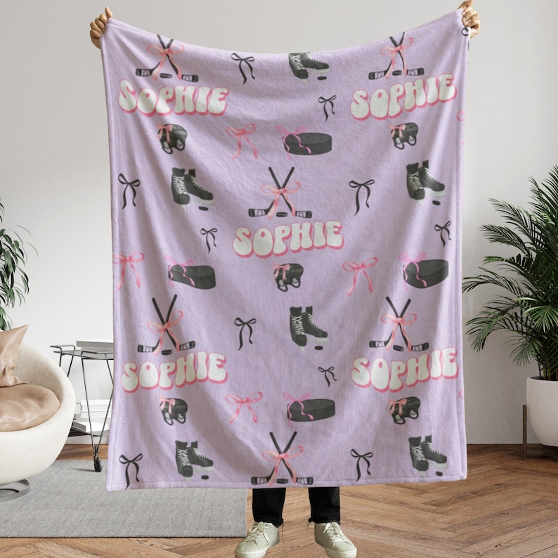 Personalized Ice Hockey Blanket For Girls, Custom Name Sports Throw, Hockey Team Gift, Hockey Mom Gift, Soft Minky Fleece Blanket Ligth Purple
