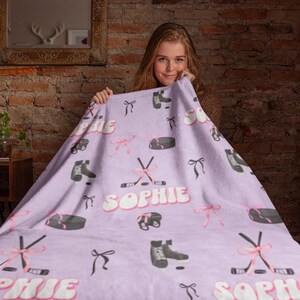 Personalized Ice Hockey Blanket For Girls, Custom Name Sports Throw, Hockey Team Gift, Hockey Mom Gift, Soft Minky Fleece Blanket image 6