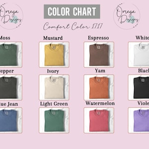 Puede incluir: Carta de colores con camisetas dobladas en varios colores, incluyendo musgo, mostaza, espresso y blanco. La carta tambi&eacute;n muestra pimienta, marfil, &ntilde;ame, negro, azul vaquero, verde claro, sand&iacute;a y violeta. El texto "COLOR CHART" est&aacute; en la parte superior.