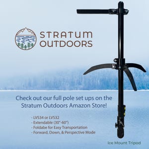 Pode incluir: Trip&eacute; preto para montagem em gelo com um bra&ccedil;o horizontal e tr&ecirc;s bra&ccedil;os de suporte curvos. O texto "STRATUM OUTDOORS" est&aacute; no topo, com texto adicional abaixo. O trip&eacute; &eacute; extens&iacute;vel de 76 a 152 cm.