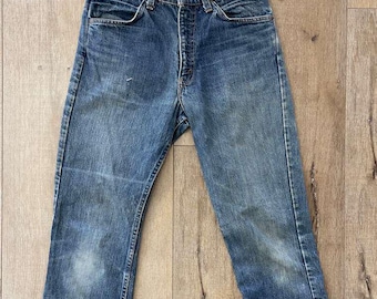 W30 L29.75 - Vintage 80s Levi's 646-0217 - #39 Rivet, Dark Indigo Heavy Weight Denim Bell Cut Jeans (Orange Tab)