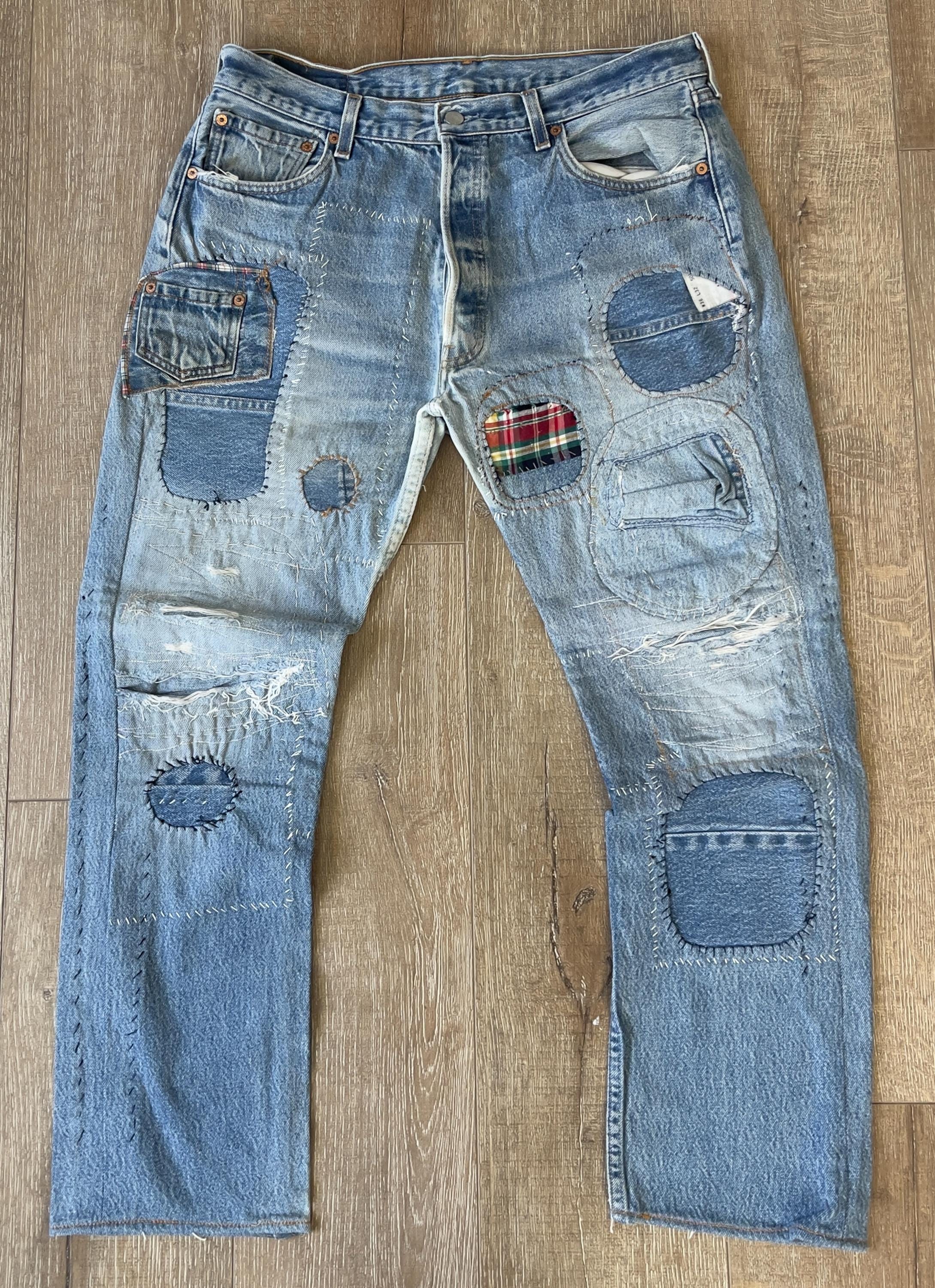 W35 L28 — Vintage Jeans Men 501 — 1990s, Denim Rework, Fades, Great Patchwork, Paints, Distressed, Special Stitches