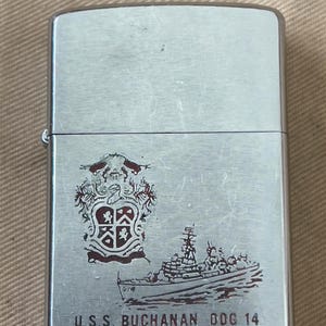 Zapalniczka Zippo z 1971 roku — Marynarka Wojenna USA, USS Buchanan, DDG 14