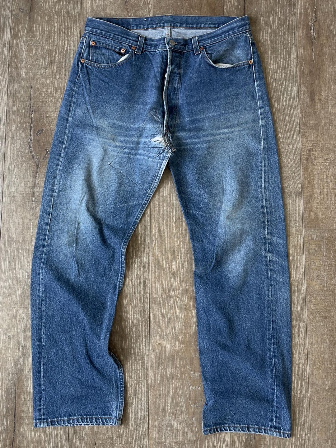 W35 L28.5 — vintage Levi's 501xx Jeans Men — 1980s, #552 Rivet
