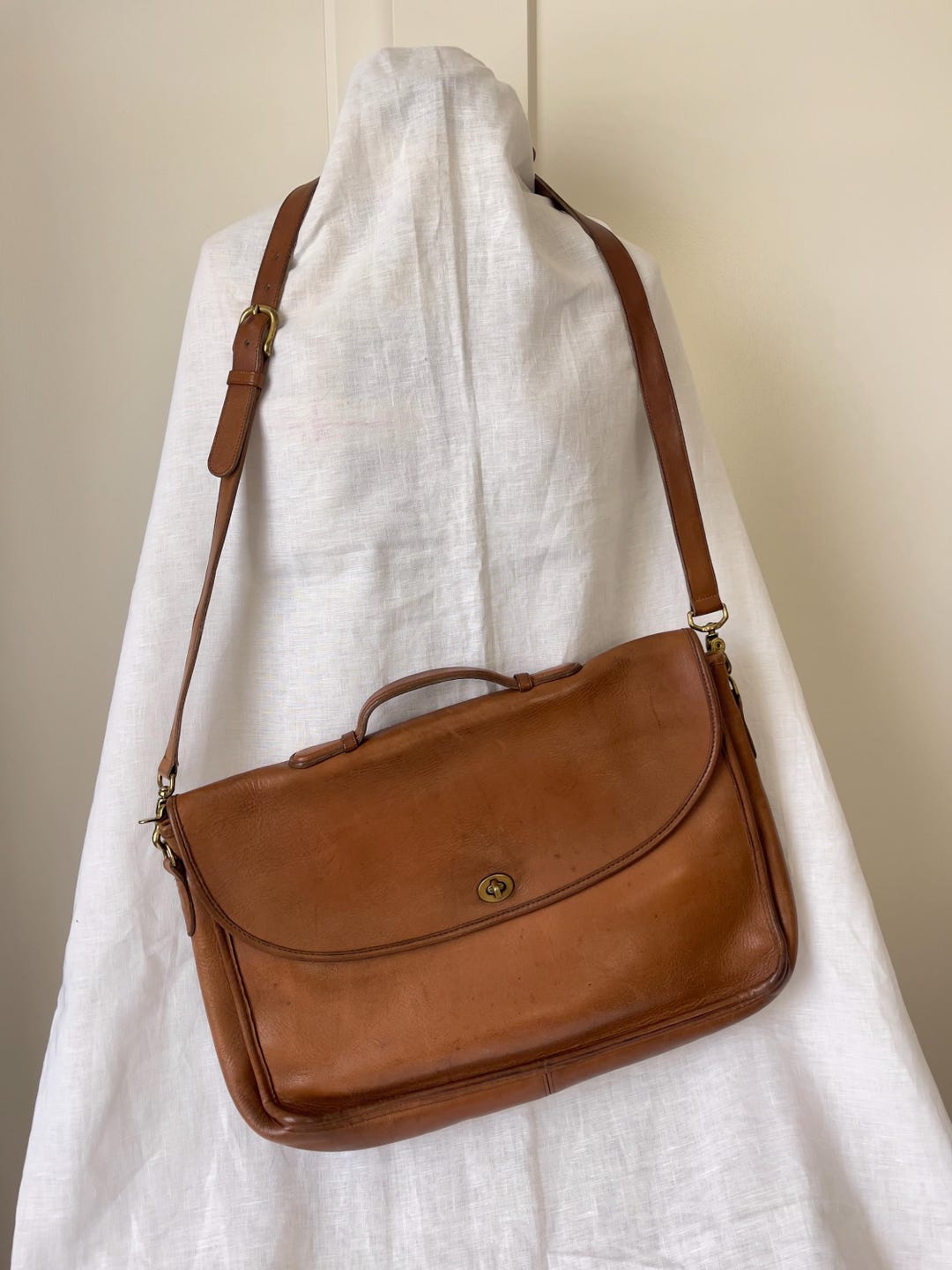Vintage Coach Briefcase Messenger Bag — 0205-222, Tan Cowhide