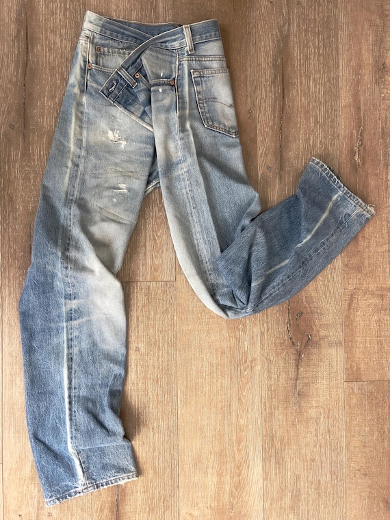 LEVI‘S 201XX W33 Levi's 201XX W33 1937 model Made in the USA Valencia factory