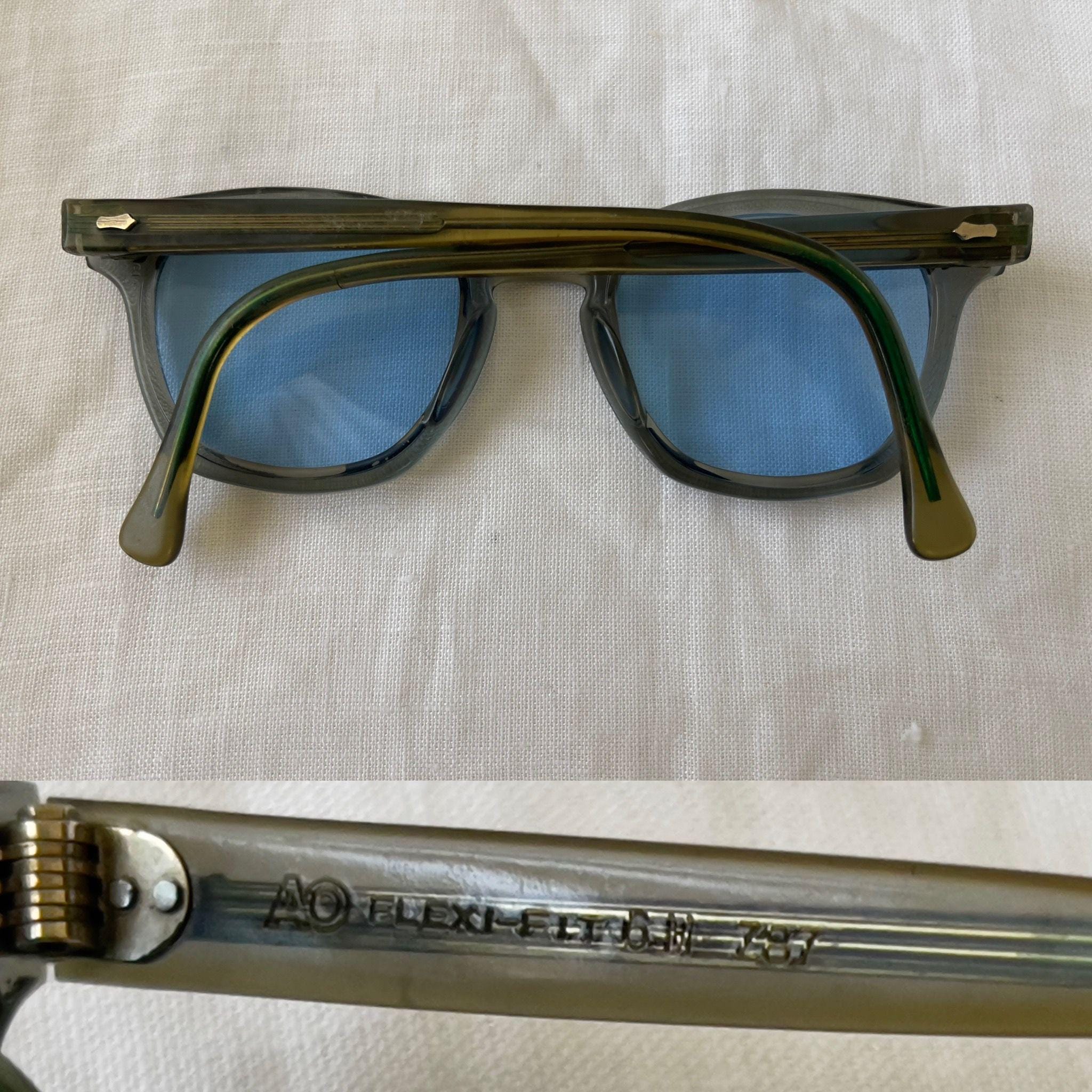 Vintage American Optical Sunglasses —flexi-fit, 6MZ87, Sky-blue
