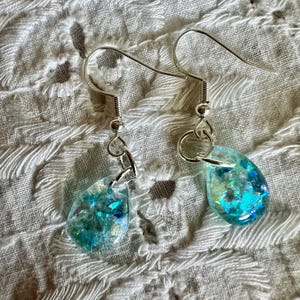 Handmade Resin Teardrop Earrings – Hypoallergenic Hooks – Custom Color Options
