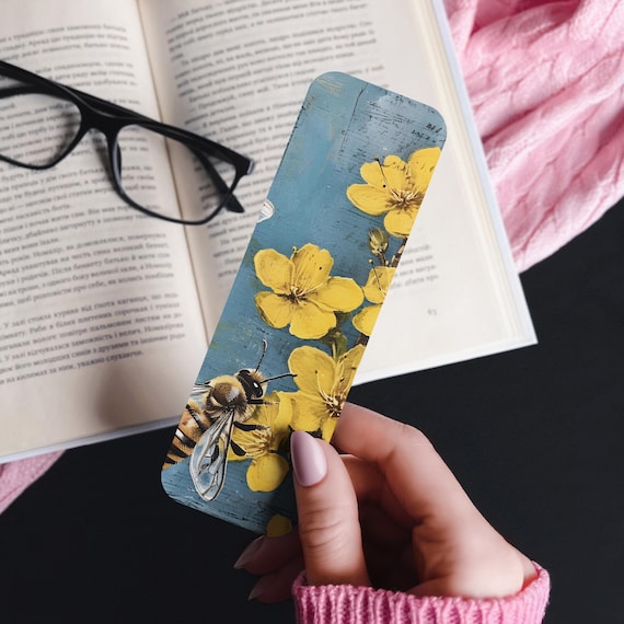BumblebeBumblebee Bookmark, Cute Bookmarks, Custom Bee Bookmark, Book Marks, Laminated Bookmark, Save the Bees, Unique Bookmark, BK8
