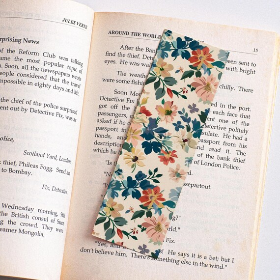 Cottagecore Bookmark - Handmade Floral Book Page Holder, Bookish Gift for Readers, Botanical Print, BookTok Book Accessories, Romantasy