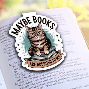 Personalized Magnetic Bookmarks – Cute Cat &quot;Books Are Addicted to Me&quot; Design, Gift for Book Lovers, Handmade Bookish Accessory, Booktok MB2